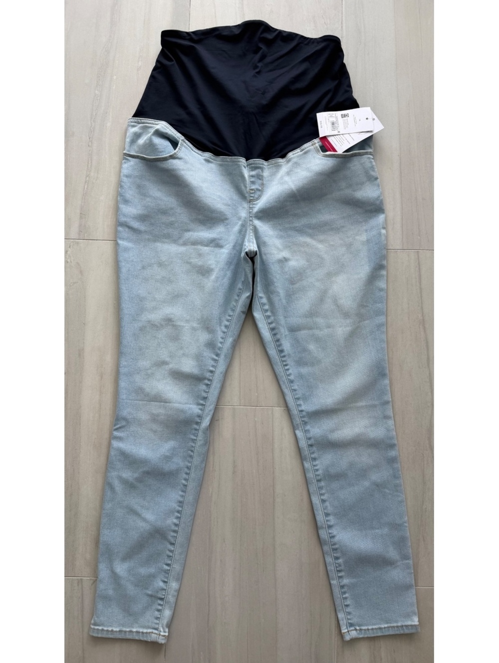 Isabel by Ingrid & Isabel Maternity Size 14 Skinny Entubado Maternity Jeans